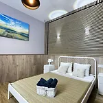 Salom 5 Apartamento *