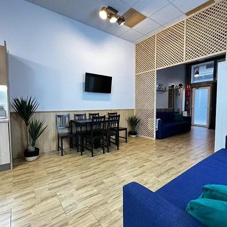 Salom 5 Apartament