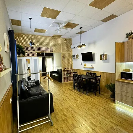 Salom 5 Apartament