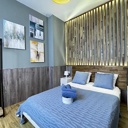 Salom 5 Apartament
